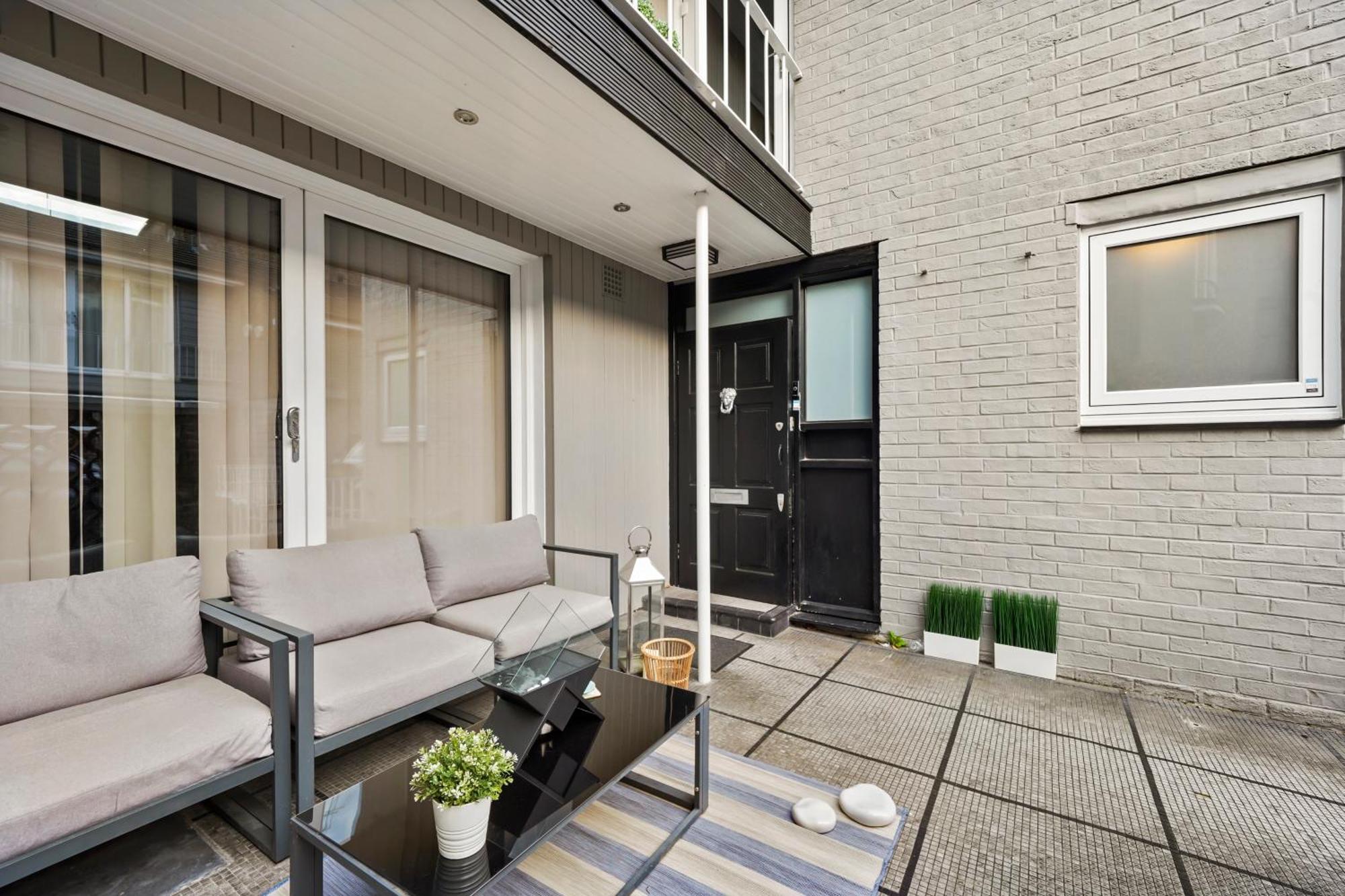 Mews House London With Private Patio & Parking Villa Bagian luar foto