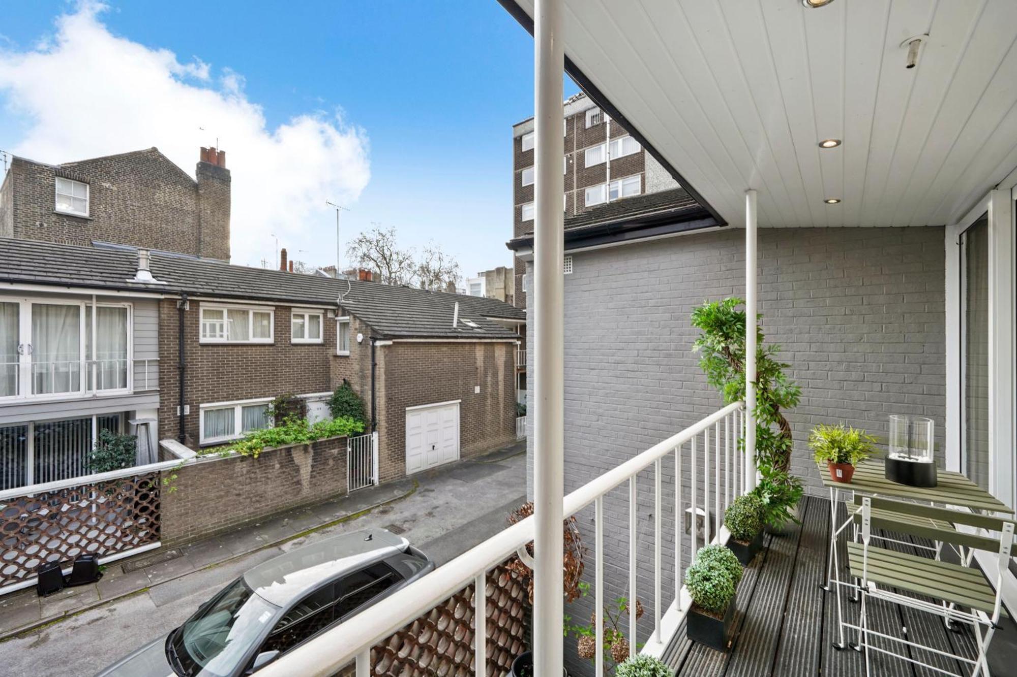 Mews House London With Private Patio & Parking Villa Bagian luar foto