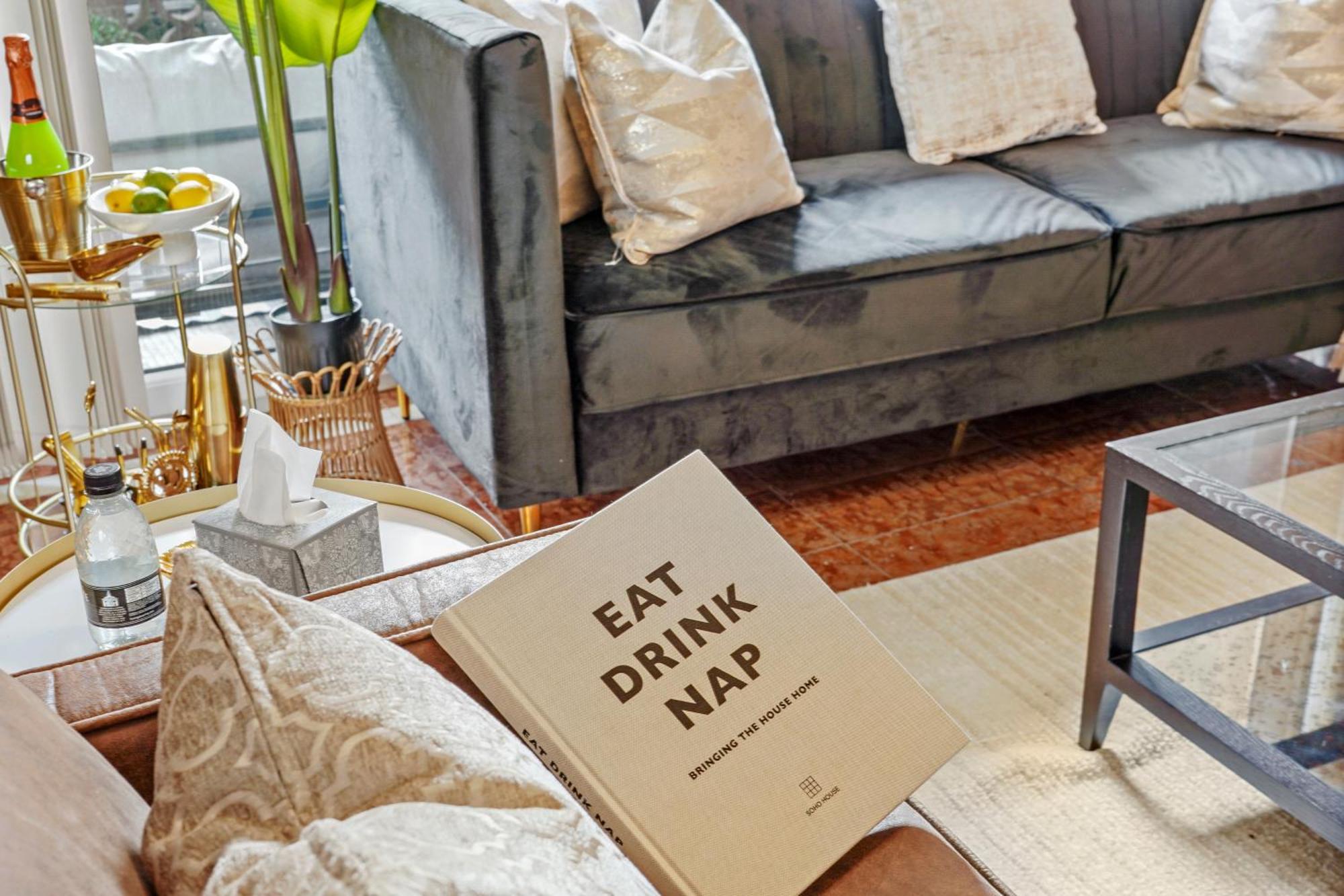 Mews House London With Private Patio & Parking Villa Bagian luar foto