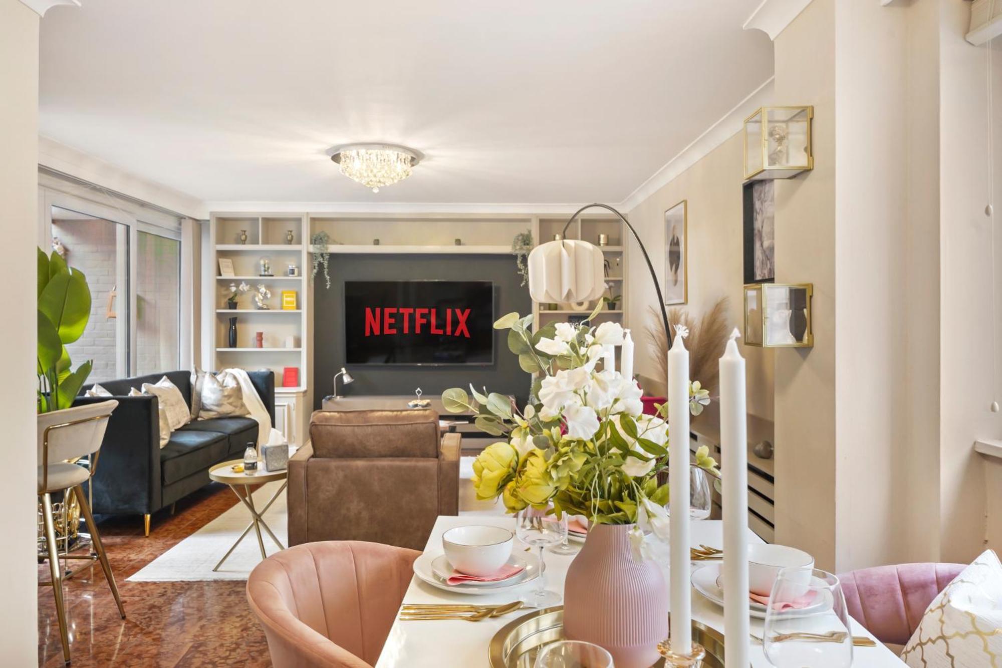 Mews House London With Private Patio & Parking Villa Bagian luar foto